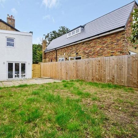 Amazing 3 Bed Interior Designed House With Garden - 114 The Hervey Londra Exterior foto